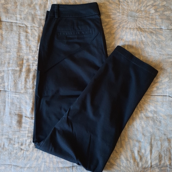 Dockers petite black pants size 10P med. - Picture 2 of 9